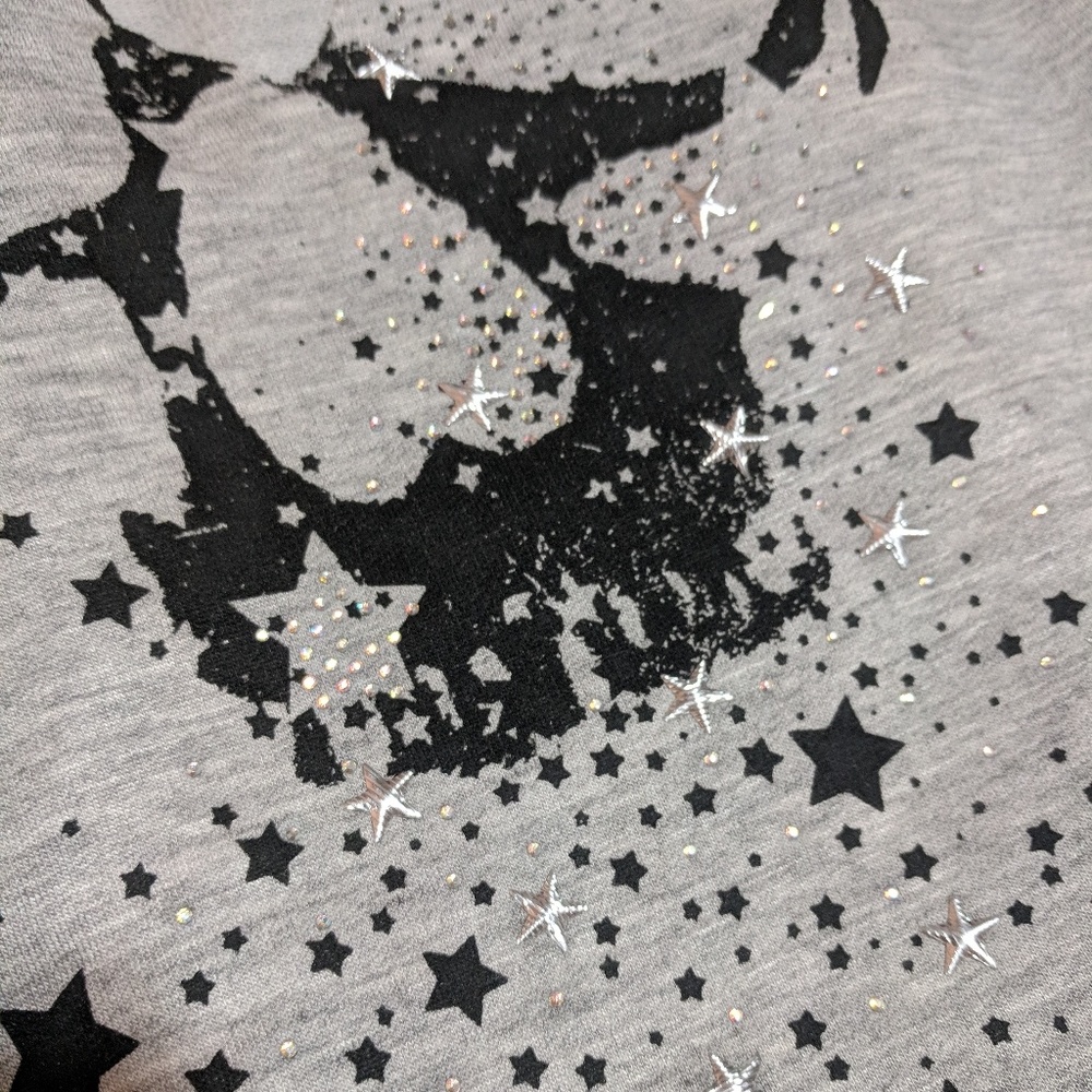  HP 5-20 Skull Stars Graphic Choker Vneck Tee - Picture 7 of 8